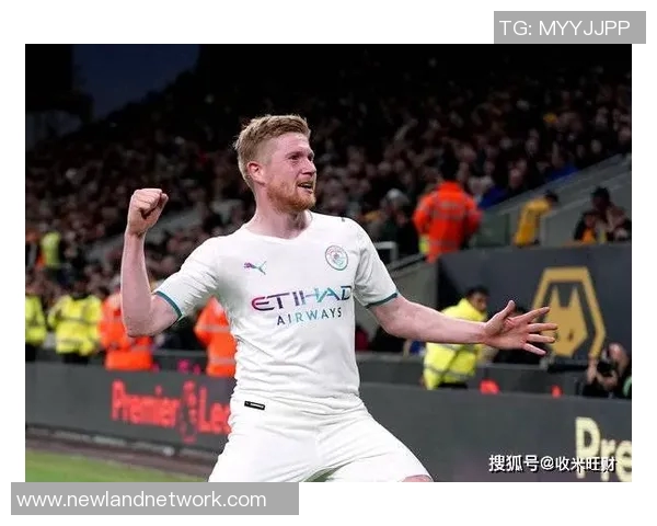 德布劳内赛后评分高居榜首 成为比赛最大亮点的背后原因解析